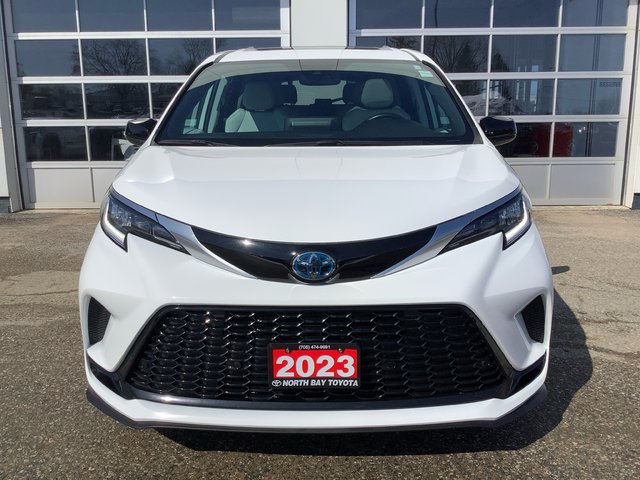 2023 Toyota SIENNA-2
