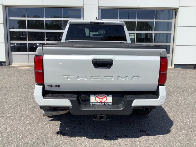 26 Toyota TACOMA 4X4-5