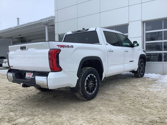 25 Toyota TUNDRA 4X4 SR-5