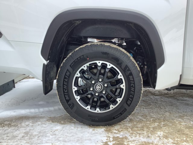 25 Toyota TUNDRA 4X4 SR-4