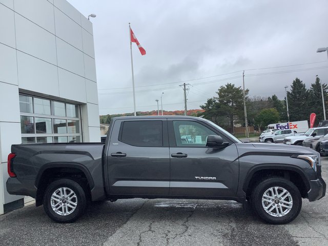 2025 Toyota TUNDRA SR-3