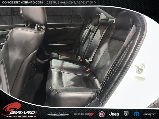 Chrysler 300 S 2023-12