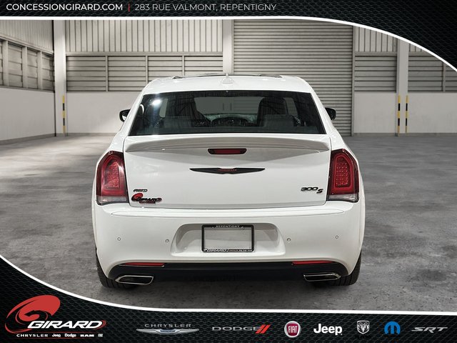 Chrysler 300 S 2023-6