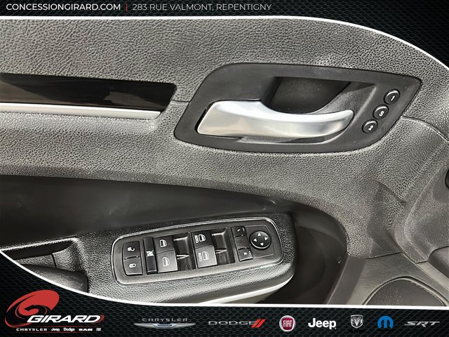 Chrysler 300 S 2023-14