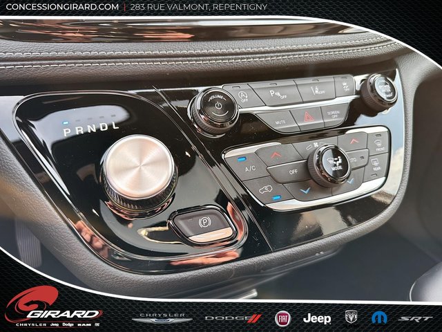 Chrysler Grand Caravan SXT 2026-13