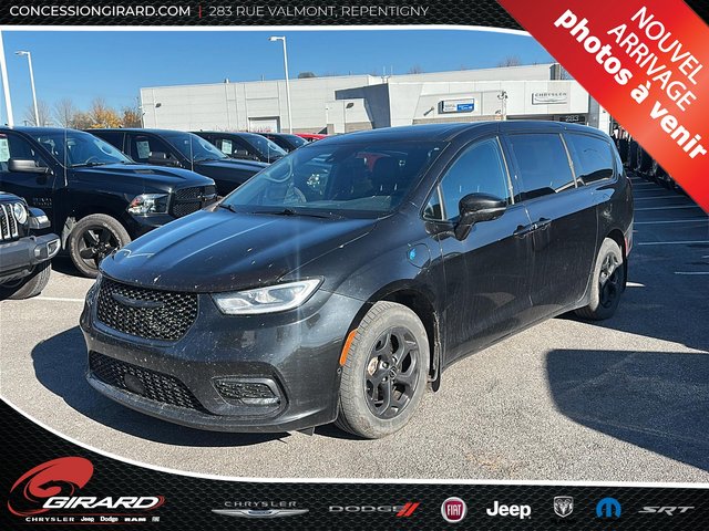 Chrysler Pacifica Hybrid Limited 2022