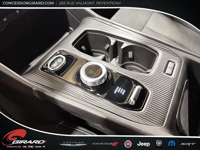 Jeep Cherokee LAREDO 2026-15