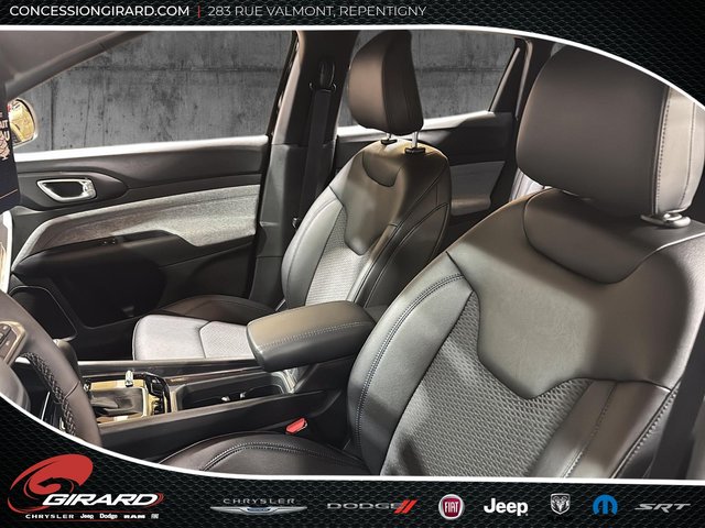 2025 Jeep Compass NORTH-13