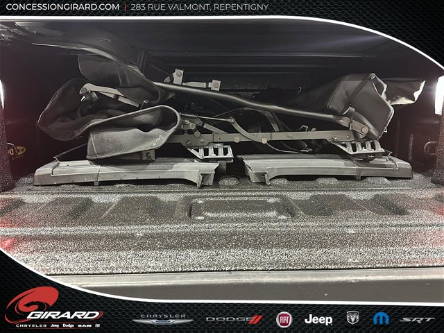 2022 Jeep Gladiator Willys-24