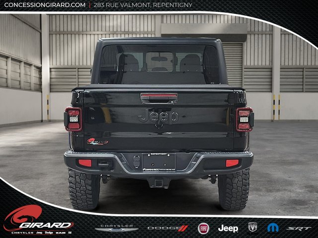 2022 Jeep Gladiator Willys-6