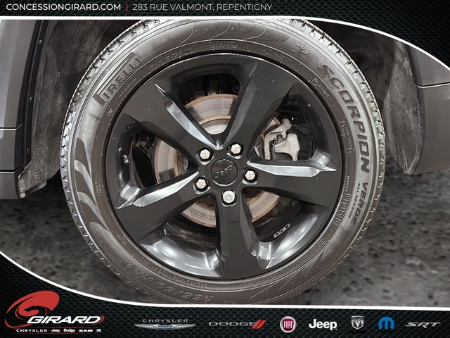 Jeep Grand Cherokee L Limited 2023-9