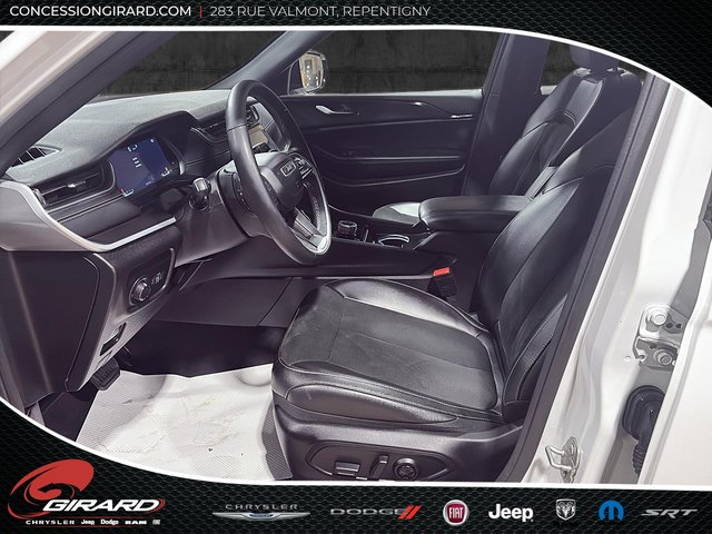 2024 Jeep Grand Cherokee Altitude-12