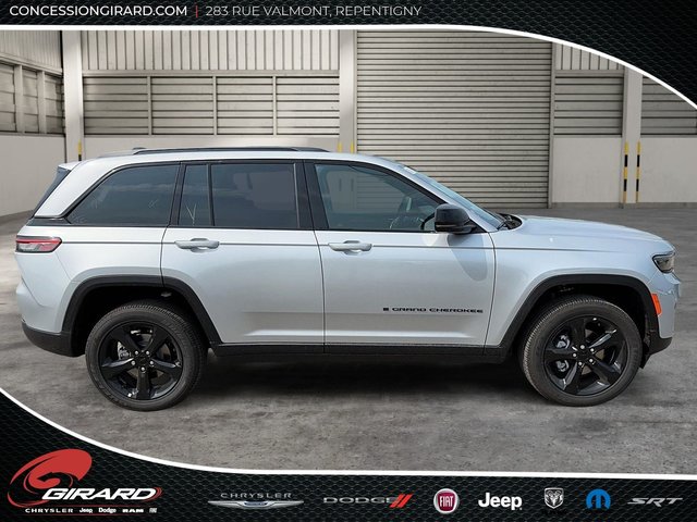 Jeep Grand Cherokee LAREDO ALTITUDE 2025-3