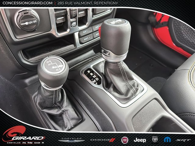 Jeep Wrangler 4-Door SAHARA 2025-14