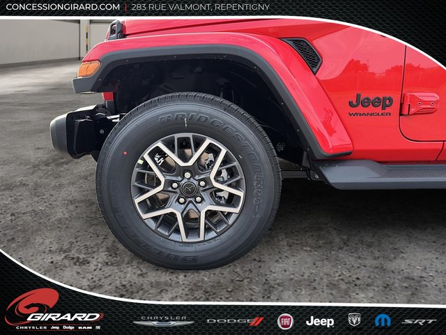 Jeep Wrangler 4-Door SAHARA 2025-8