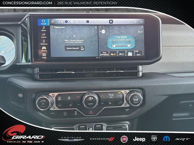 Jeep Wrangler 4-Door WILLYS 2025-13