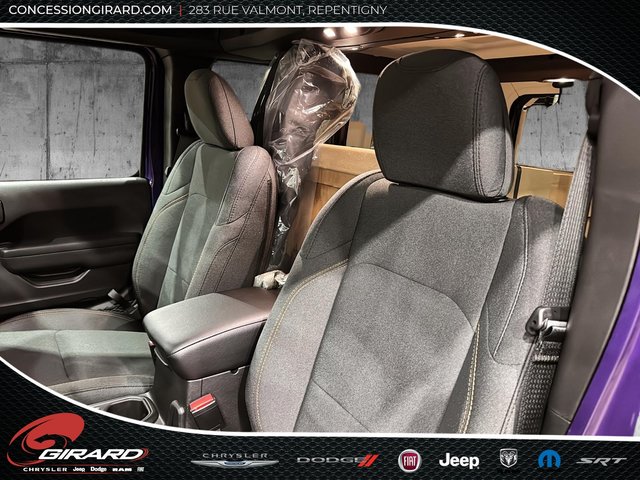 Jeep Wrangler 4-Door WILLYS 2026-11