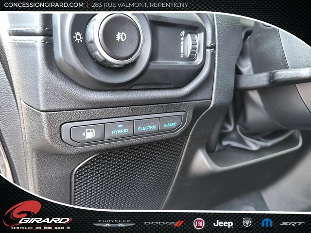 Jeep Wrangler 4XE SAHARA 2025-11