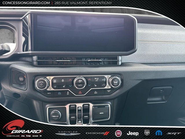 Jeep Wrangler 4xe Willys 2025-15