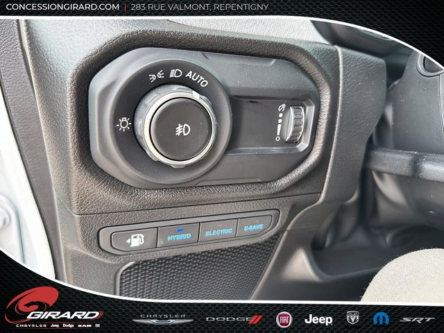 Jeep Wrangler 4xe Willys 2025-13