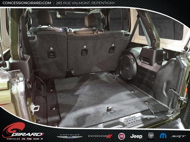 Jeep Wrangler Unlimited Sahara 2022-8