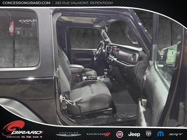 Jeep Wrangler Willys 2022-4