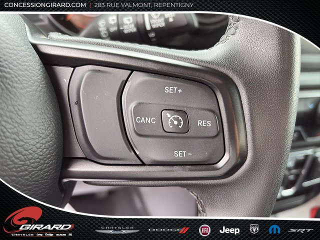 Jeep Wrangler Sport Altitude 2023-17