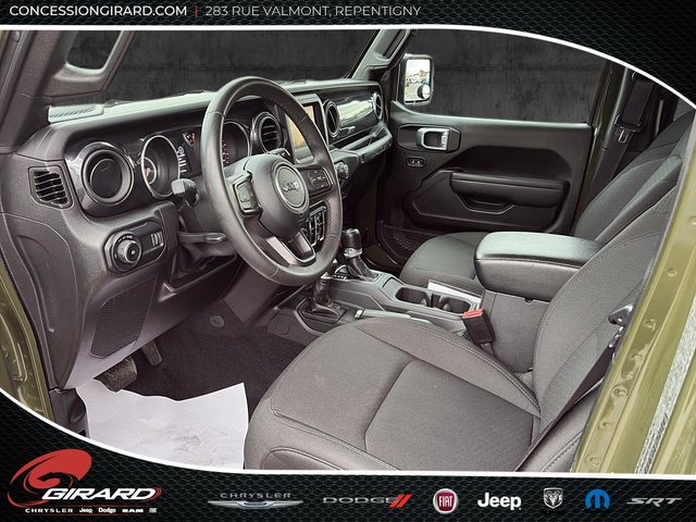 Jeep Wrangler Sport Altitude 2023-11