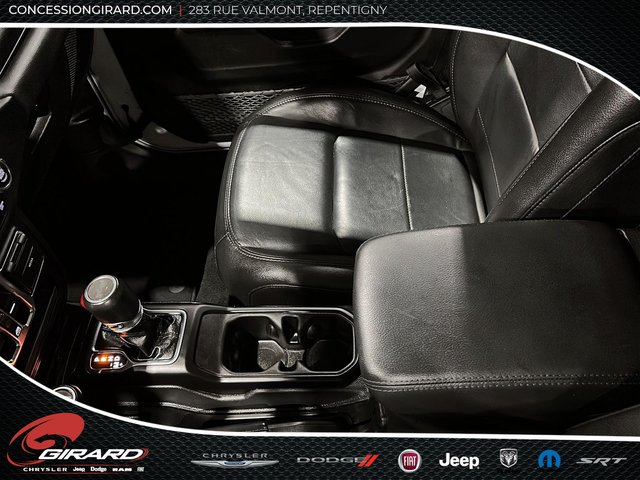 Jeep Wrangler Sahara Altitude 2023-22