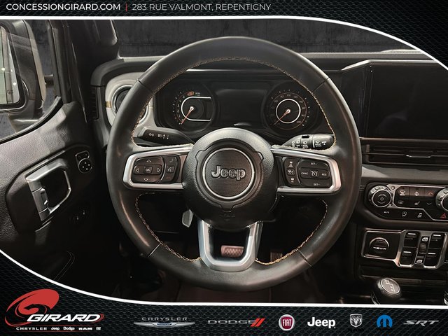 Jeep Wrangler Sahara 2024-15