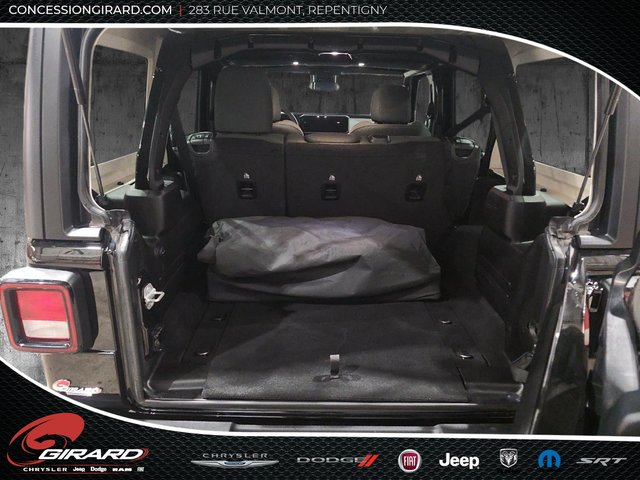 Jeep Wrangler Sport S 2024-8