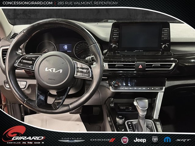 Kia Seltos EX 2023-12