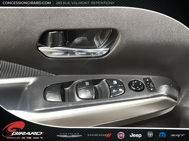 Nissan Kicks SV 2020-14