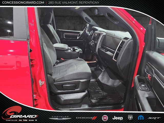 2022 Ram 1500 Classic Warlock-3