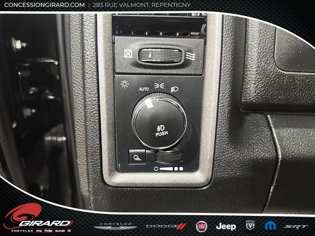 2023 Ram 1500 Classic Express-18