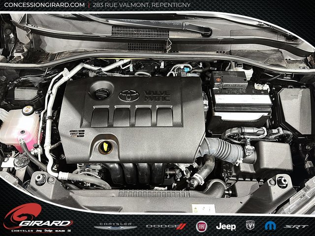 Toyota C-HR LE 2022-10