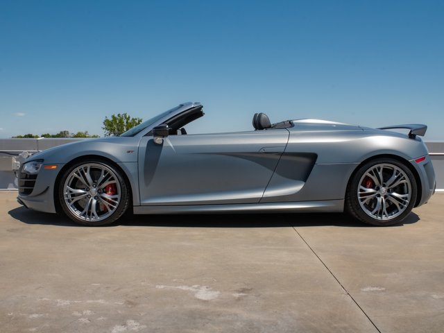 Audi R8 5.2L GT 2012-3