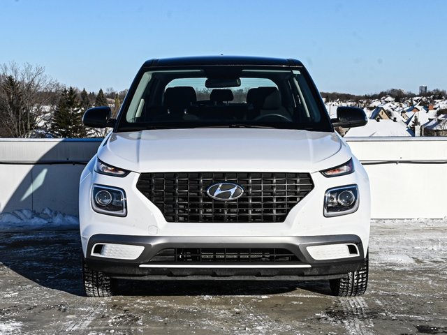 Hyundai Venue Essential 2022-6