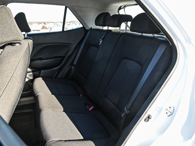 Hyundai Venue Essential 2022-3