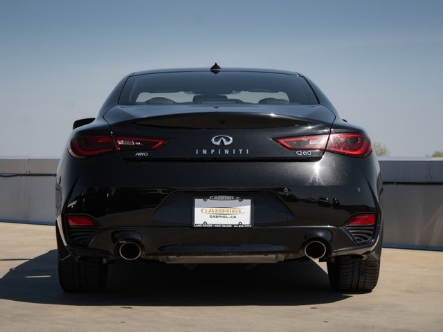 Infiniti Q60 LUXE 2021-5