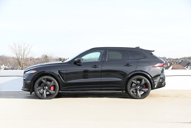 2024 Jaguar F-PACE SVR-2
