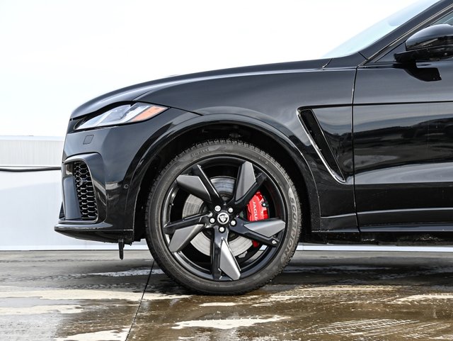 2024 Jaguar F-PACE SVR-7