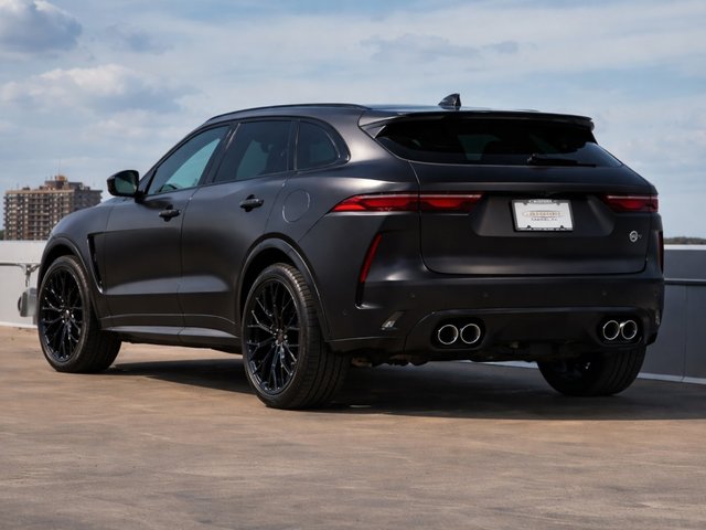 2025 Jaguar F-PACE P575 SVR 575 Edition-5