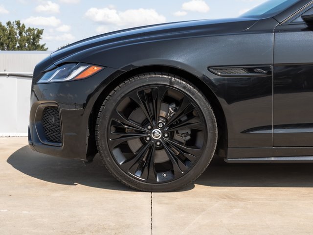 Jaguar XF R-Dynamic SE 2024-7