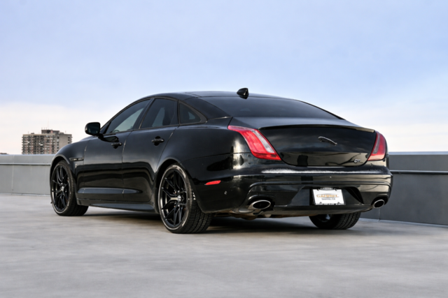 2019 Jaguar XJ R-Sport-1