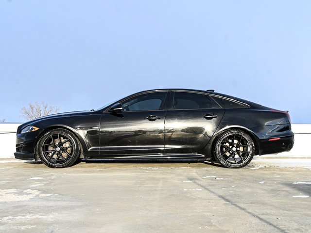2019 Jaguar XJ R-Sport-4