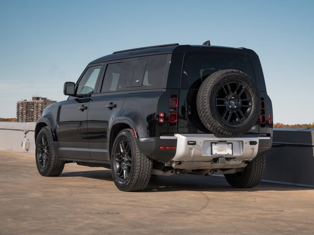 Land Rover Defender S 2023-1