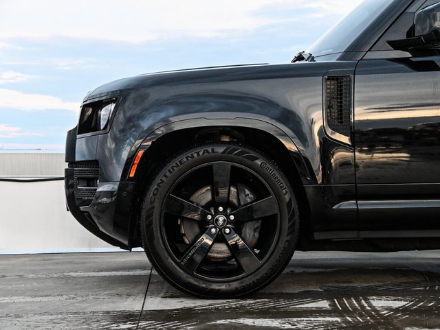 2024 Land Rover Defender X-Dynamic SE-6