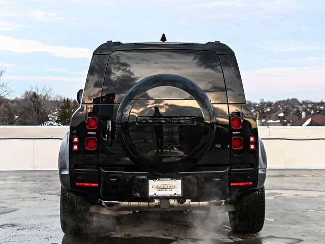 2024 Land Rover Defender X-Dynamic SE-4