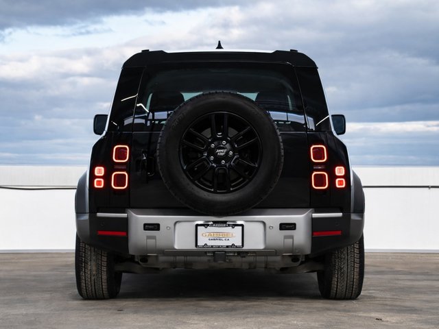 2024 Land Rover Defender S-4